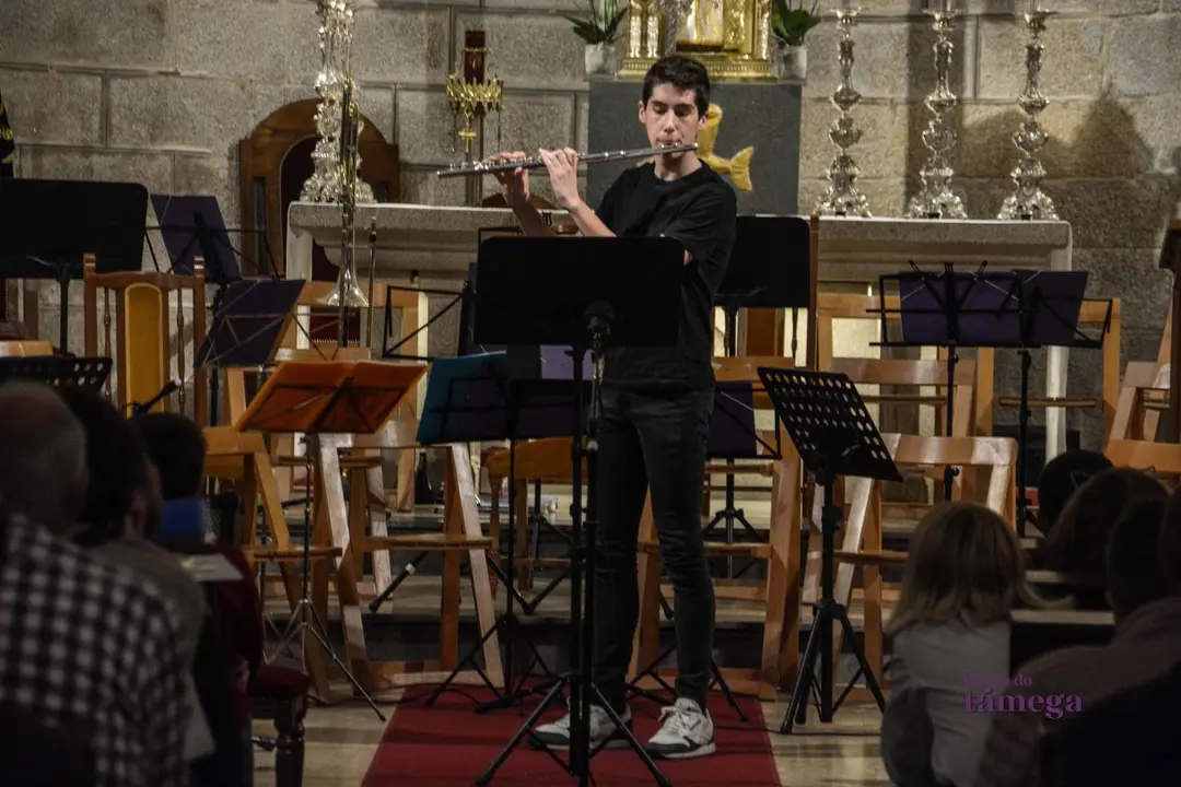 CARITAS040519-18