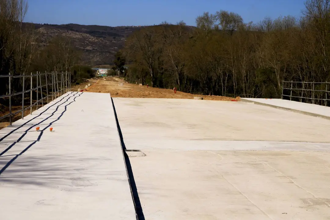 Ver&iacute;n- Obras- Ponte de Queiz&aacute;s_6-min