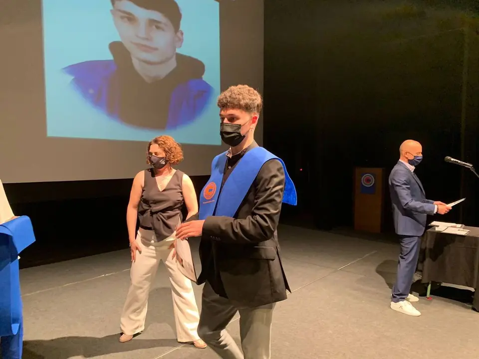 Graduaci&oacute;n promoci&oacute;n 2021 IES