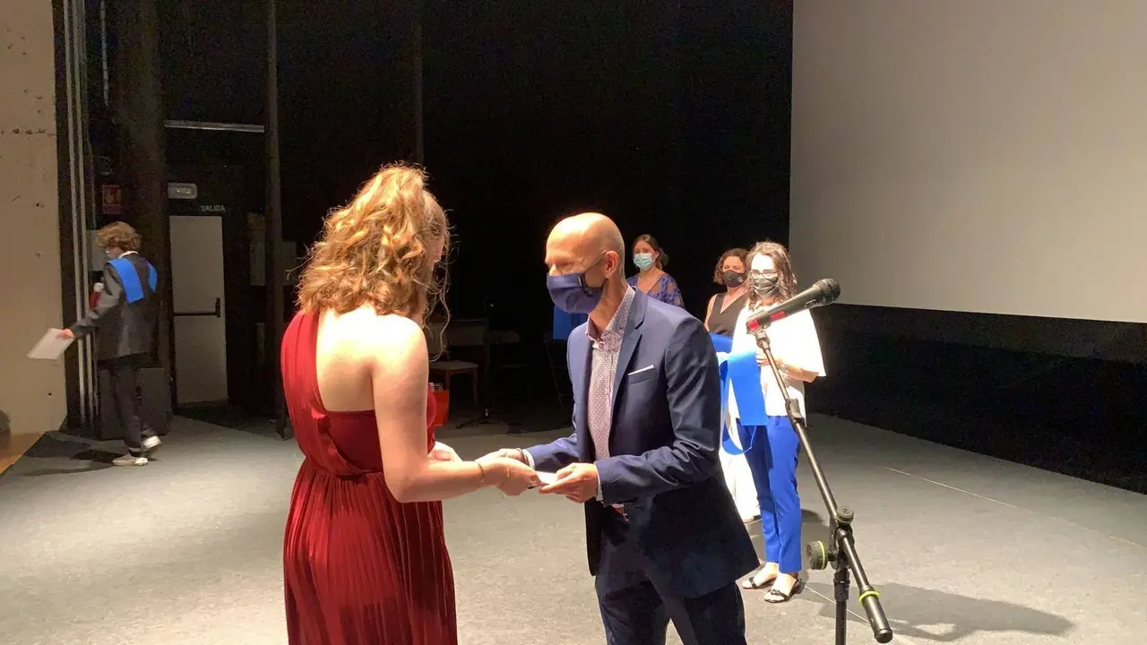 Graduaci&oacute;n promoci&oacute;n 2021 IES