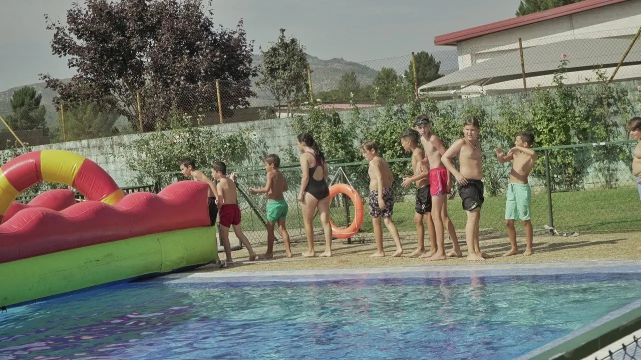 As Escolas Deportivas de Ver&iacute;n na Piscina Municipal