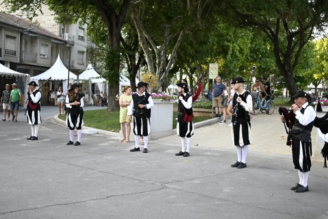 feira do vi&ntilde;o (1) (FILEminimizer)
