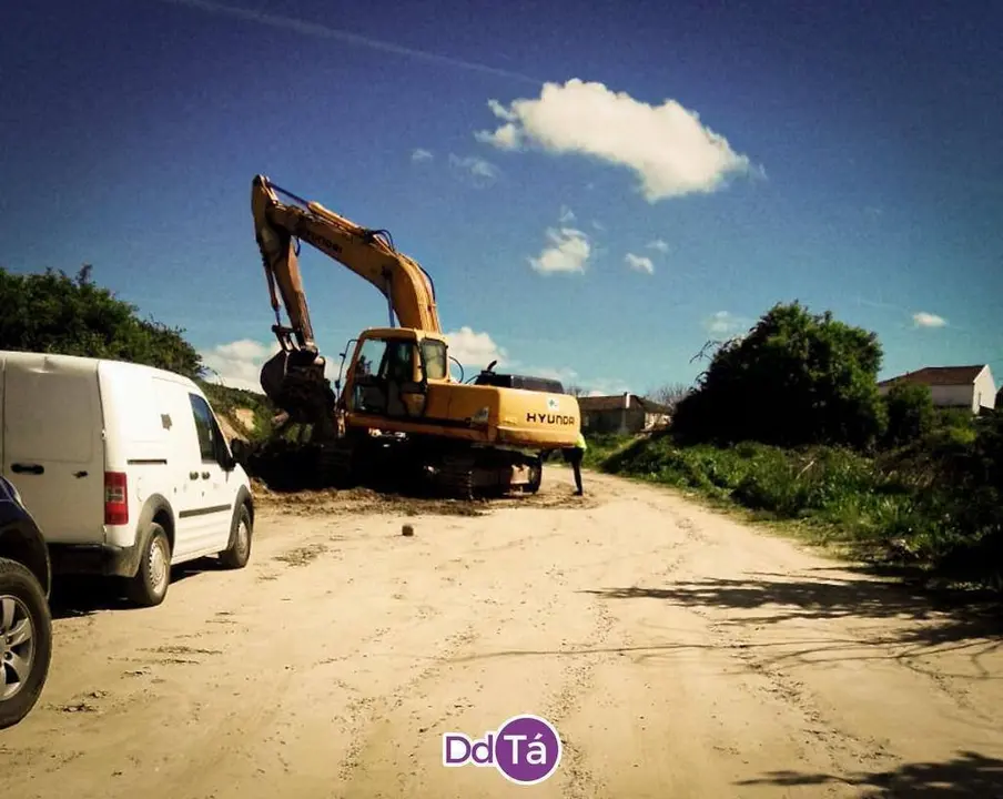 Tragsa, trabajos en la OU-1006, Vilardev&oacute;s, obras