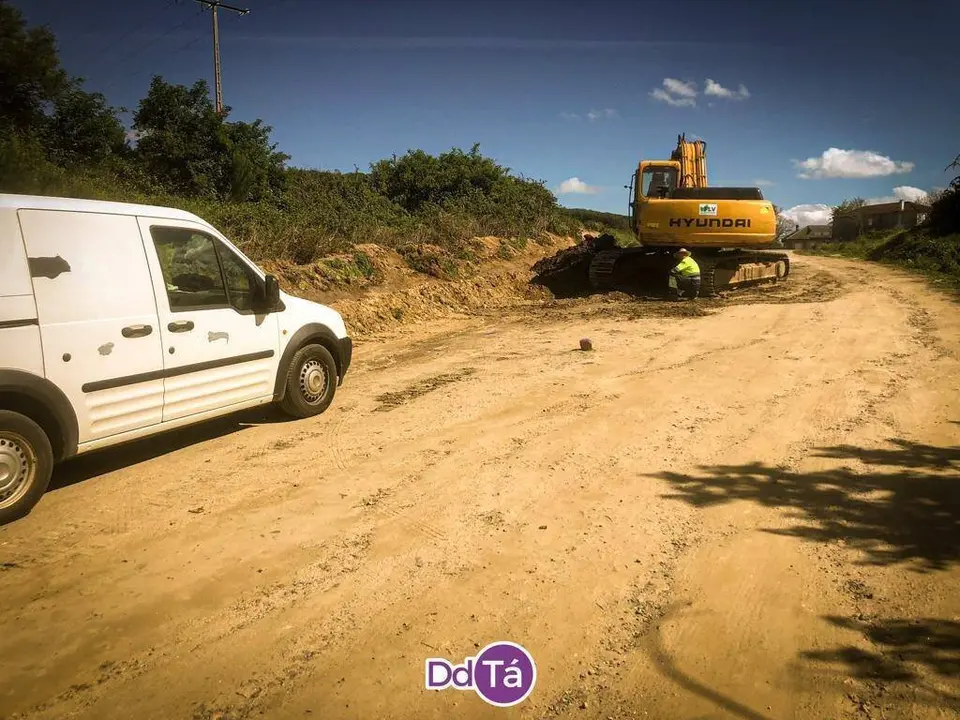 Tragsa, trabajos en la OU-1006, Vilardev&oacute;s, obras