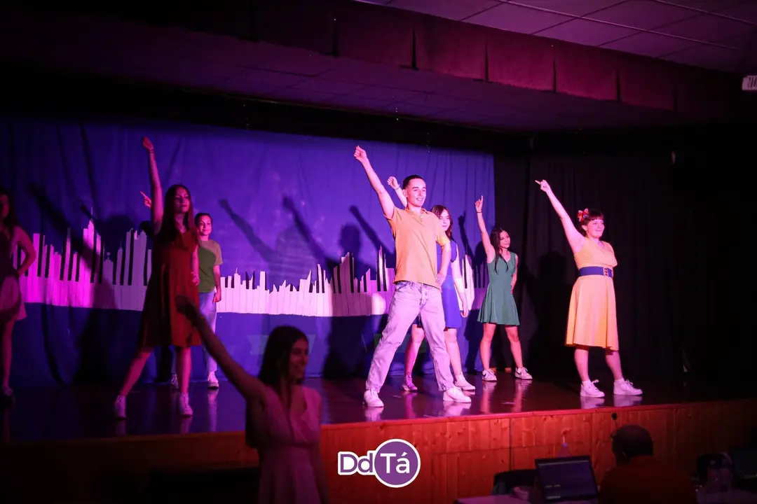 MUSICAL LALALAND CHIVITE 2023-74