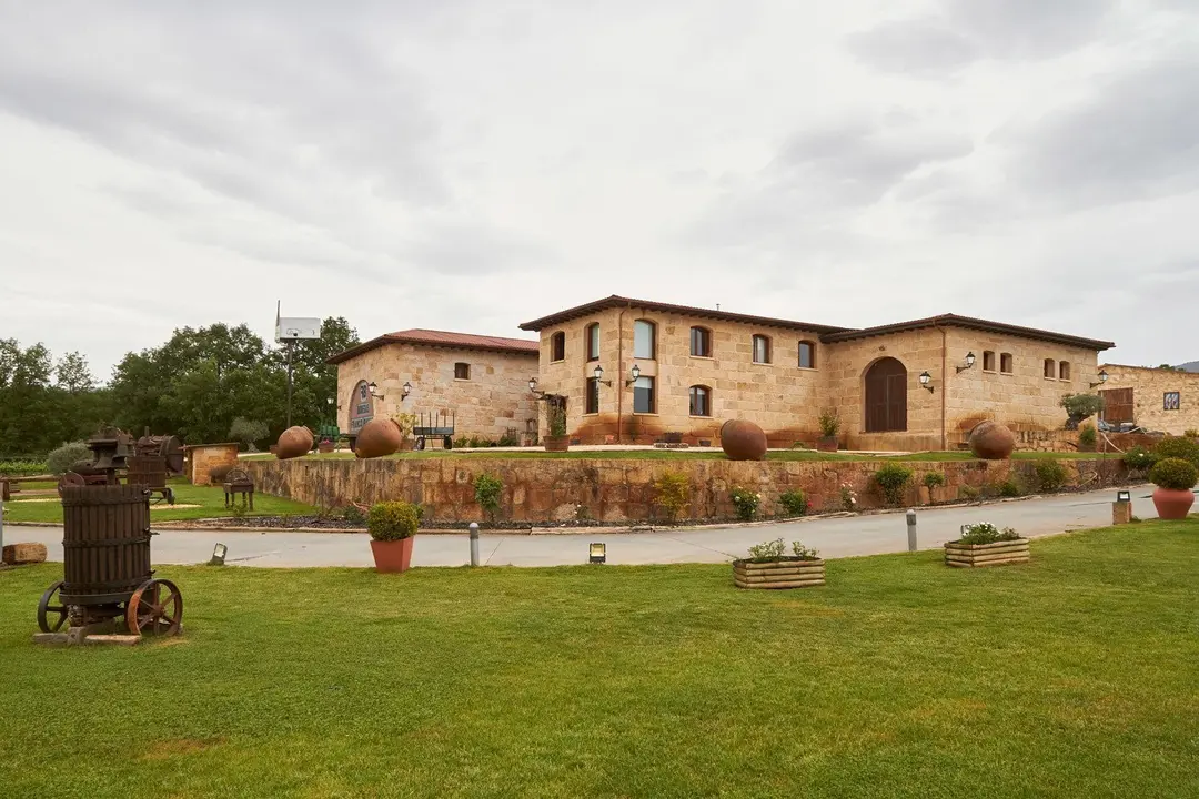 Exterior-Estela-do-val_03