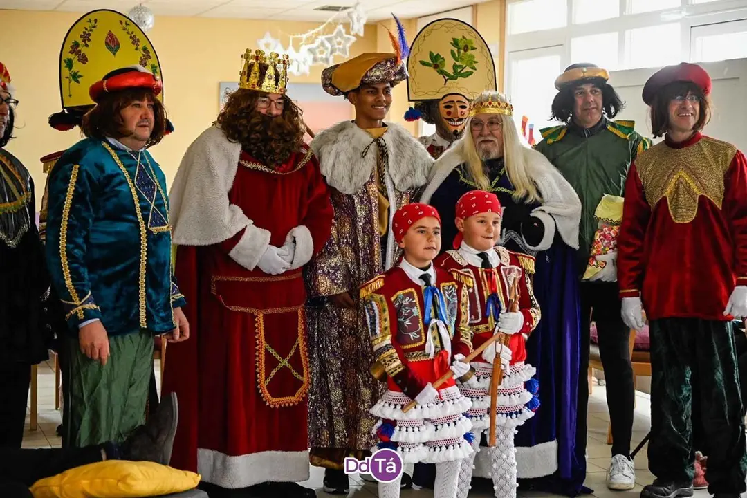 Cabalgata Reis Cualedro 2024 (9)