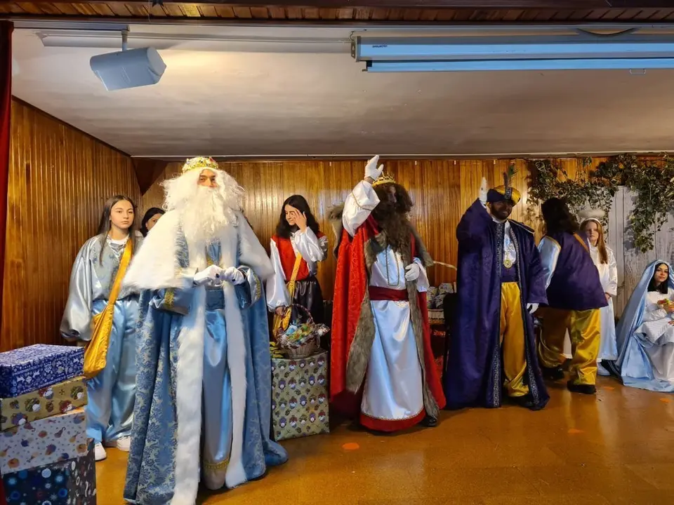 Cabalgata Reis Laza 2024 (14)