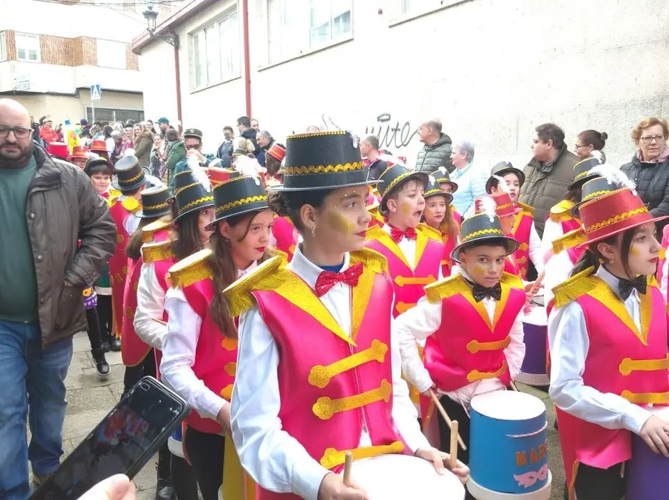 2024 Desfile infantil Entroido no Amaro Refojo (3)