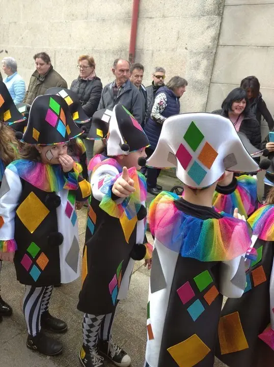 2024 Desfile infantil Entroido no Amaro Refojo (27)