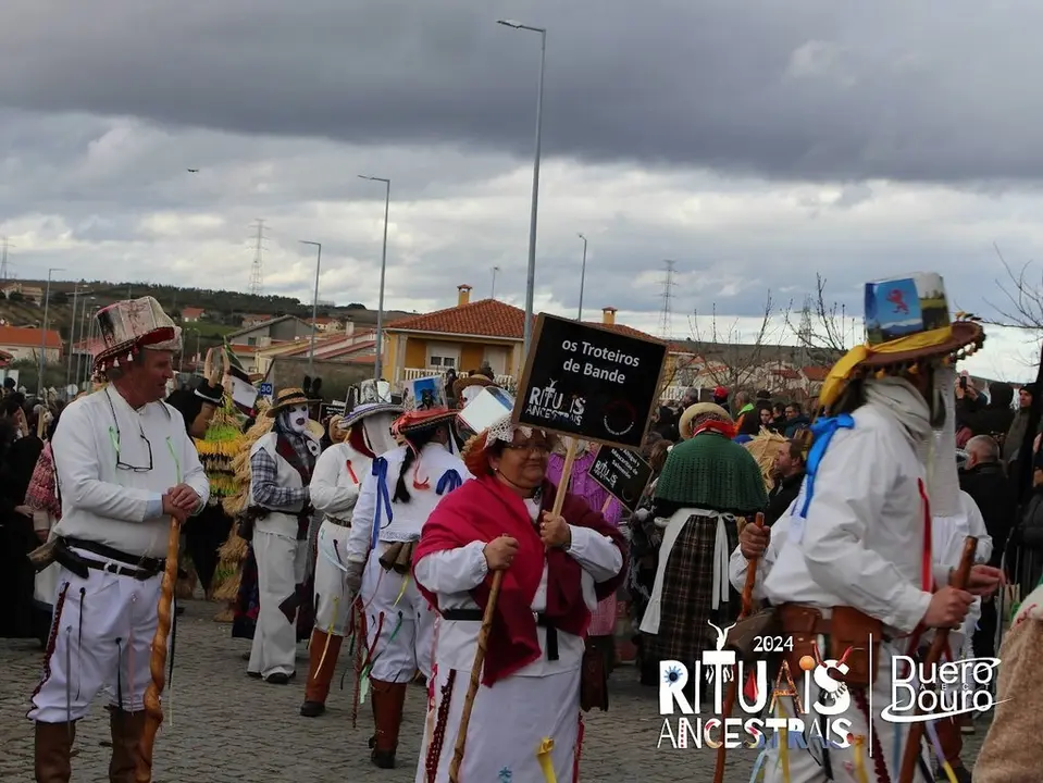 Festival Rituais Ancestrais 2024, Bemposta, Portugal - cigarr&oacute;ns (45)