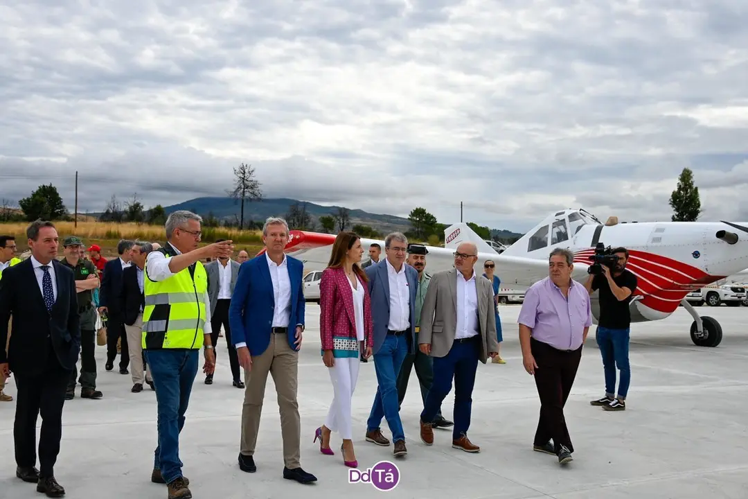 base a&eacute;rea-086
