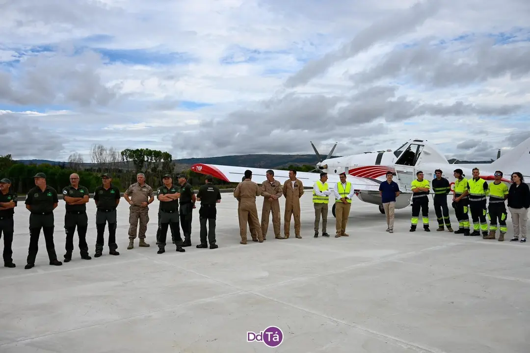 base a&eacute;rea-105