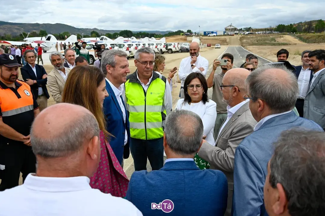 base a&eacute;rea-108