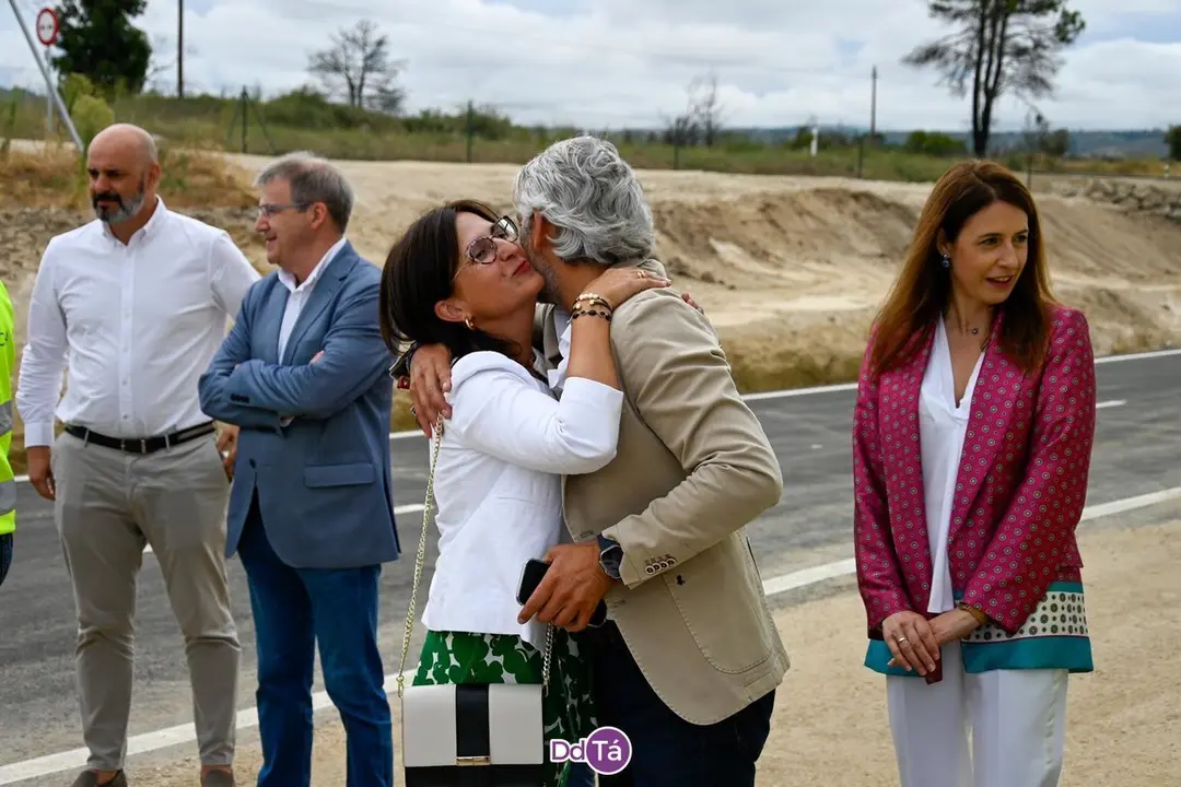 base a&eacute;rea-151