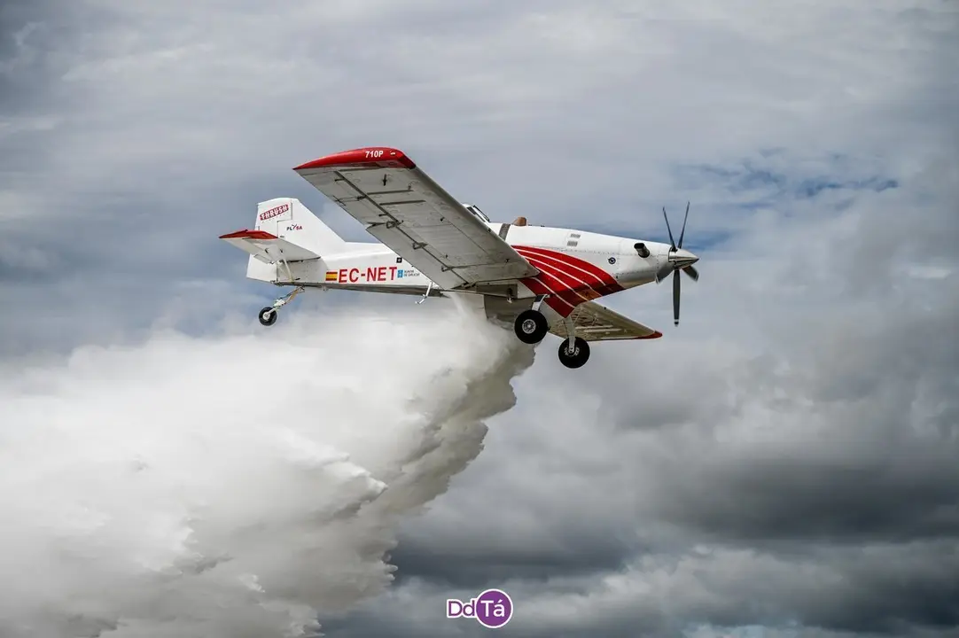 Uno de los aviones de carga en tierra habilitados en la nueva base transfronteriza Ver&iacute;n-O&iacute;mbra.