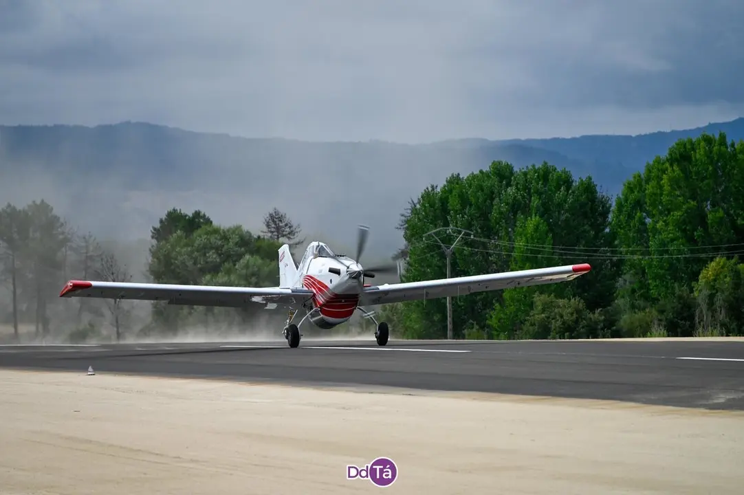 base a&eacute;rea-037