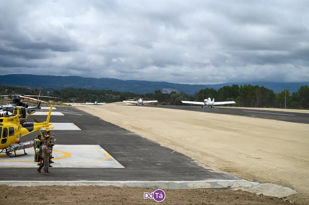 base a&eacute;rea-041