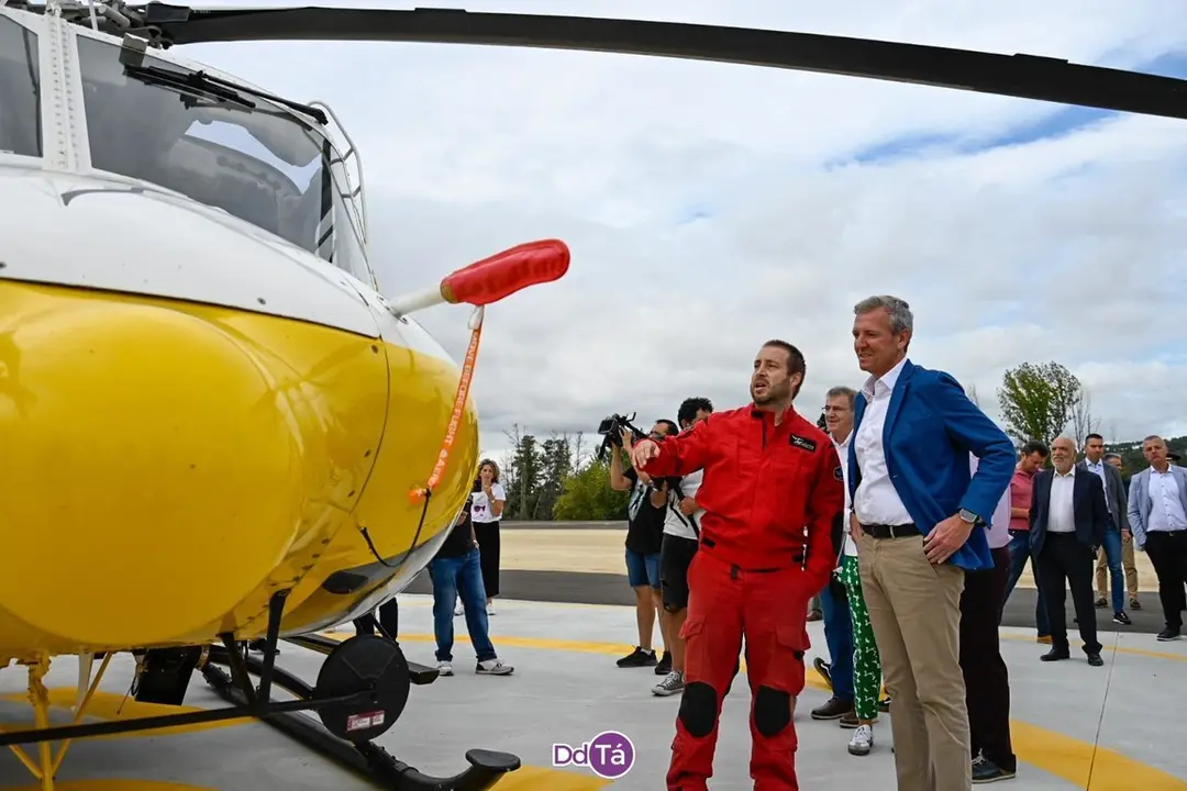 base a&eacute;rea-061