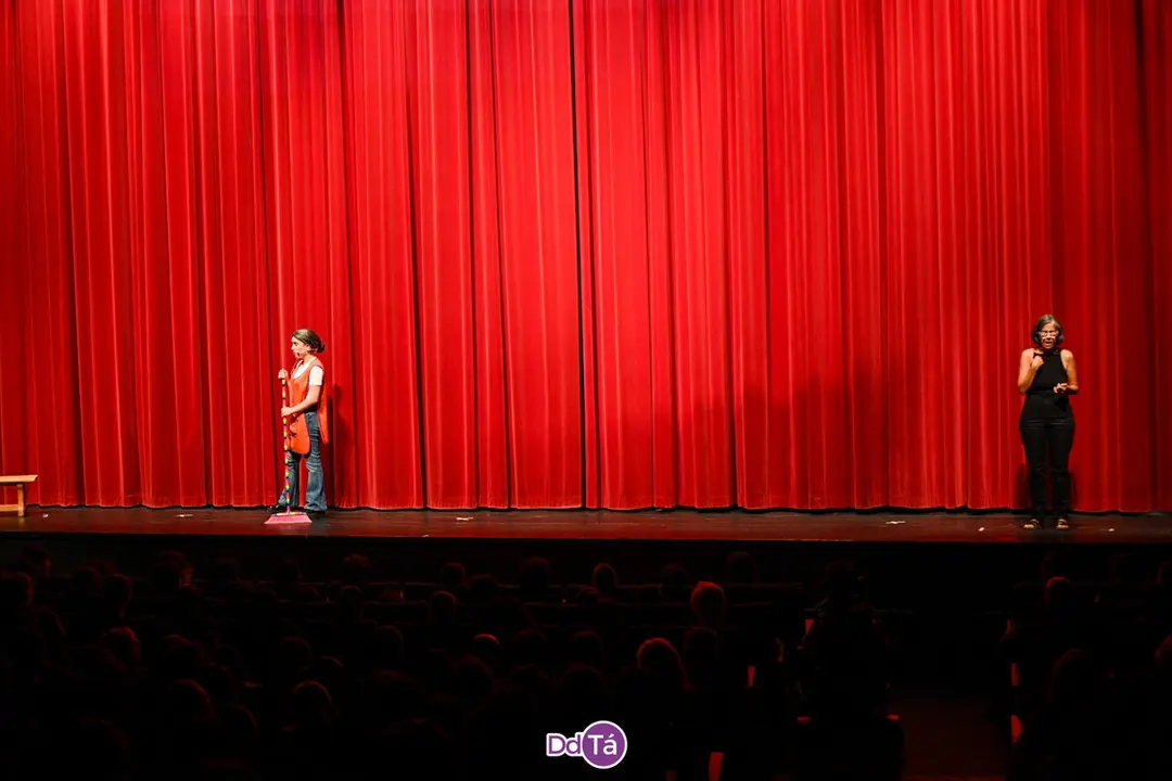 20240924 Mil estrelas, musical de musicais, IES Xes&uacute;s Taboada Chivite act&uacute;a no Auditorio de Ourense (2)
