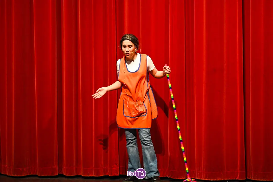 20240924 Mil estrelas, musical de musicais, IES Xes&uacute;s Taboada Chivite act&uacute;a no Auditorio de Ourense (3)