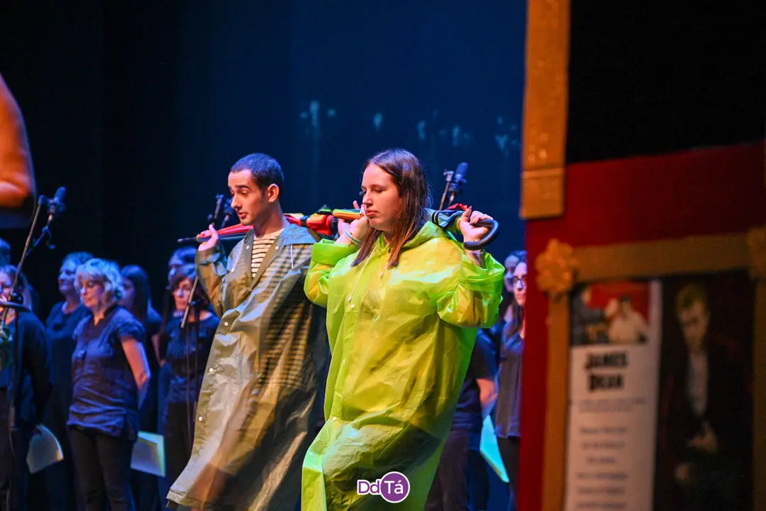 20240924 Mil estrelas, musical de musicais, IES Xes&uacute;s Taboada Chivite act&uacute;a no Auditorio de Ourense (32)