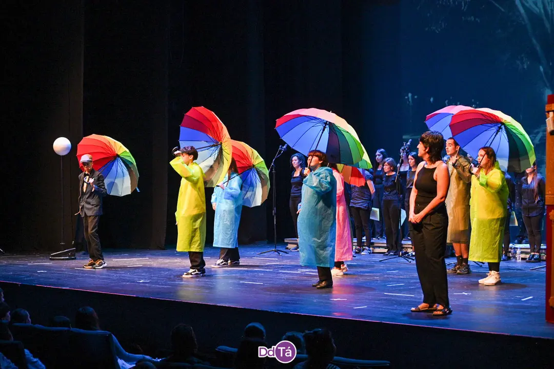 20240924 Mil estrelas, musical de musicais, IES Xes&uacute;s Taboada Chivite act&uacute;a no Auditorio de Ourense (35)