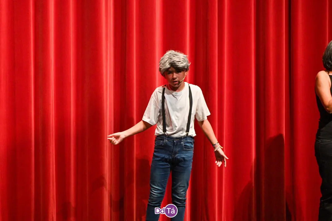 20240924 Mil estrelas, musical de musicais, IES Xes&uacute;s Taboada Chivite act&uacute;a no Auditorio de Ourense (46)