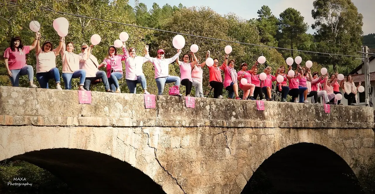 Asociaci&oacute;n mulleres rurais O Cruceiro-Matam&aacute;_Conmemoriacion Dia Cancro Mama 2023