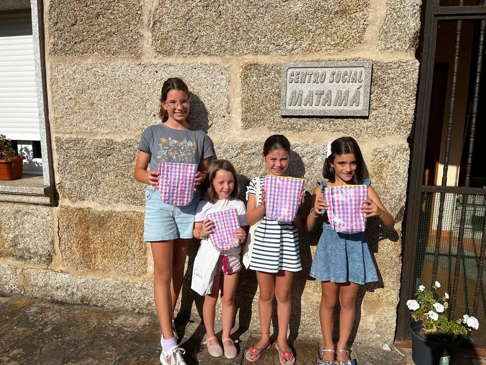 Asociaci&oacute;n mulleres rurais O Cruceiro-Matam&aacute;_Costura Creativa Veran 2024