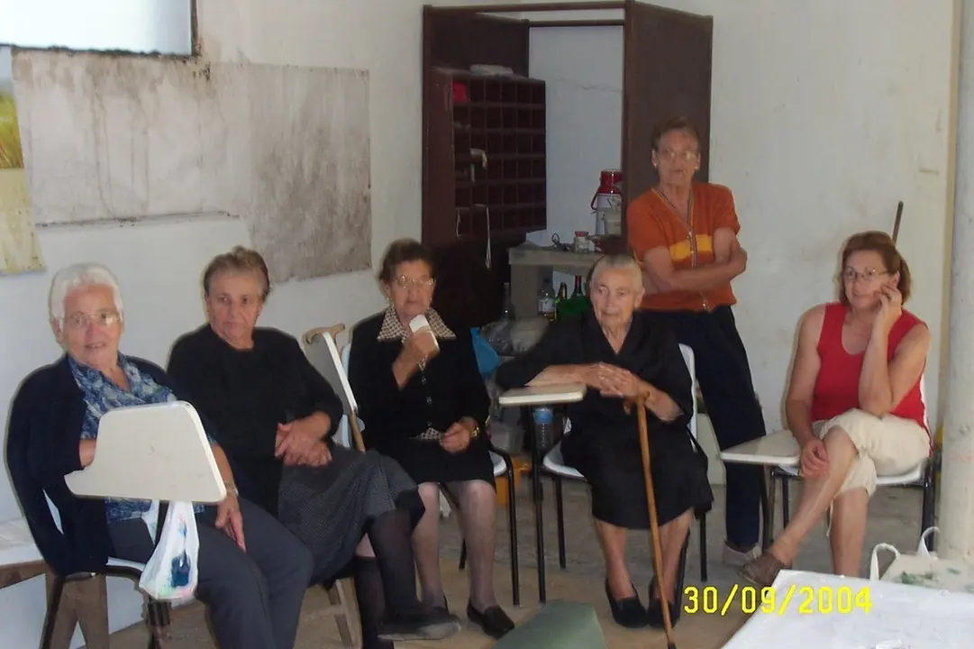 Asociaci&oacute;n mulleres rurais O Cruceiro-Matam&aacute;02_Socias ano 2004