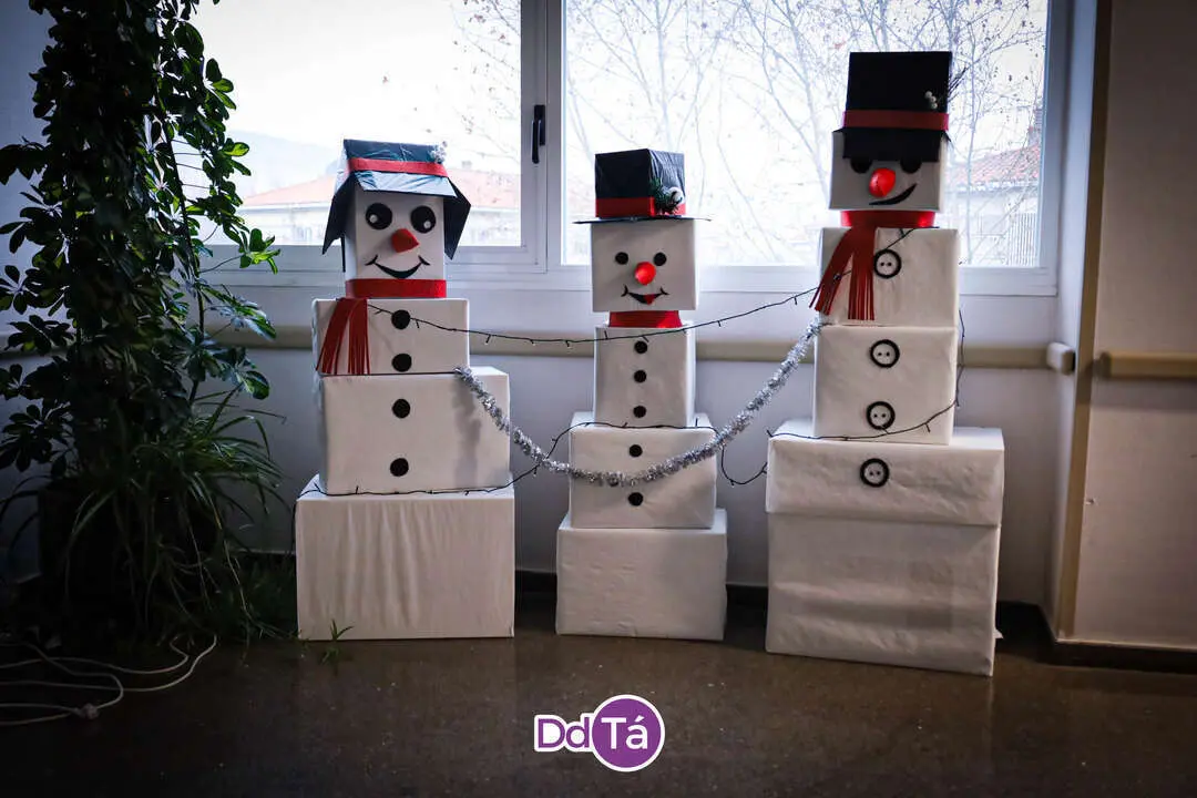DECORACION HOSPITAL VERIN NAVIDAD 2024-13