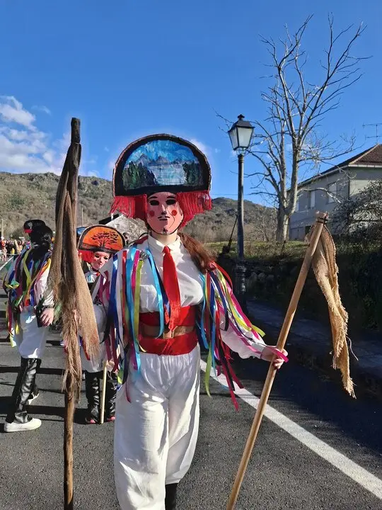 Chocalleiro durante el Entroido de Vilardev&oacute;s 2025. | FOTO: Mar&iacute;a Dosantos