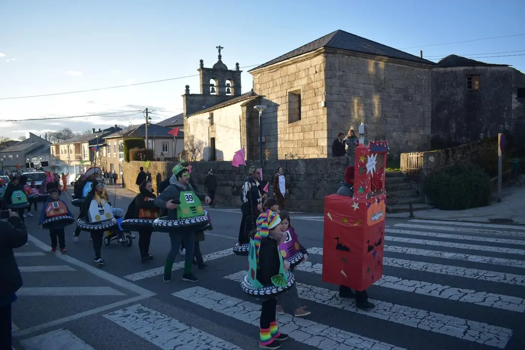 20250301 Entroido A Gudi&ntilde;a, desfile s&aacute;bado, fotos Os Torgueiros (21)