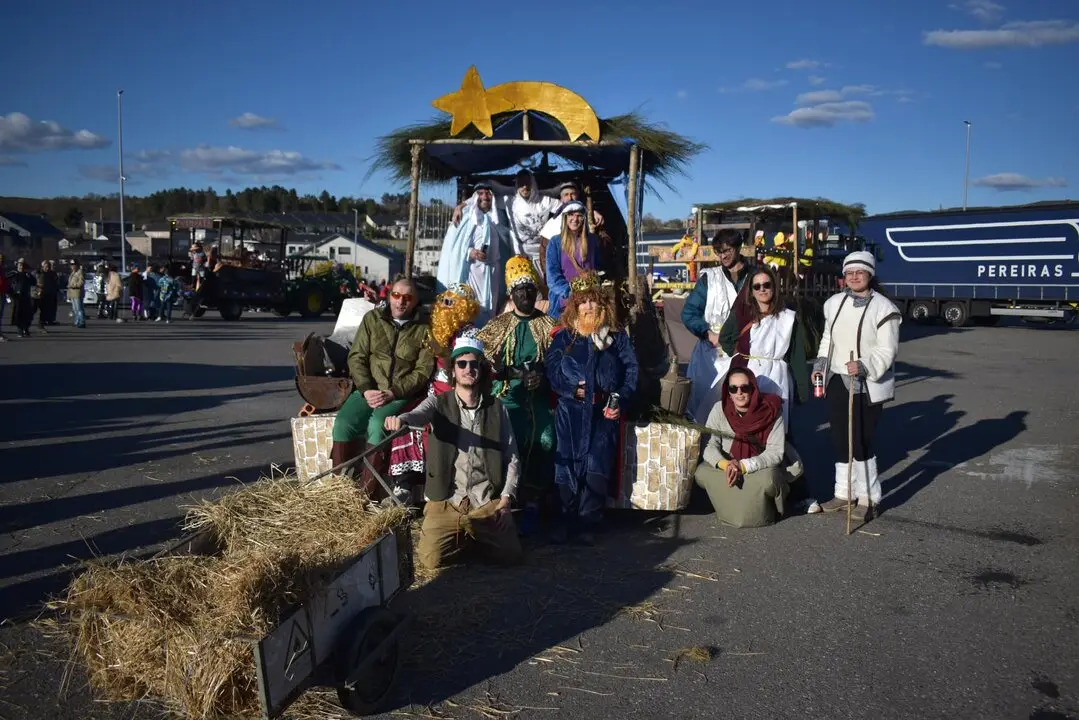 20250301 Entroido A Gudi&ntilde;a, desfile s&aacute;bado, fotos Os Torgueiros (32)