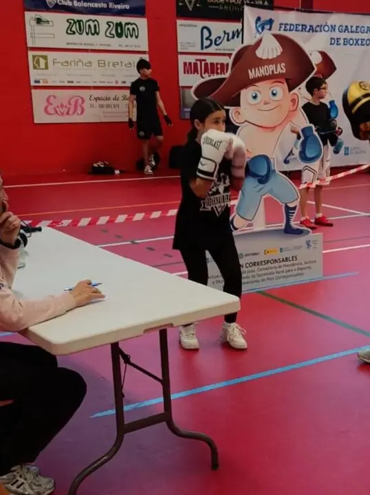 20250329 Boxeo DF Ver&iacute;n Campeonado galego de formas 6 a 16, en Ribeira (22)