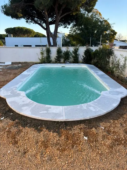 202505 Ferreter&iacute;a Regueiro, piscinas (6)