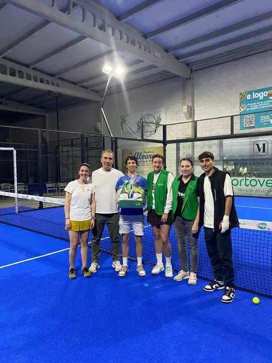 20250518 III Torneo solidario p&aacute;del Ver&iacute;n contra el c&aacute;ncer (10)