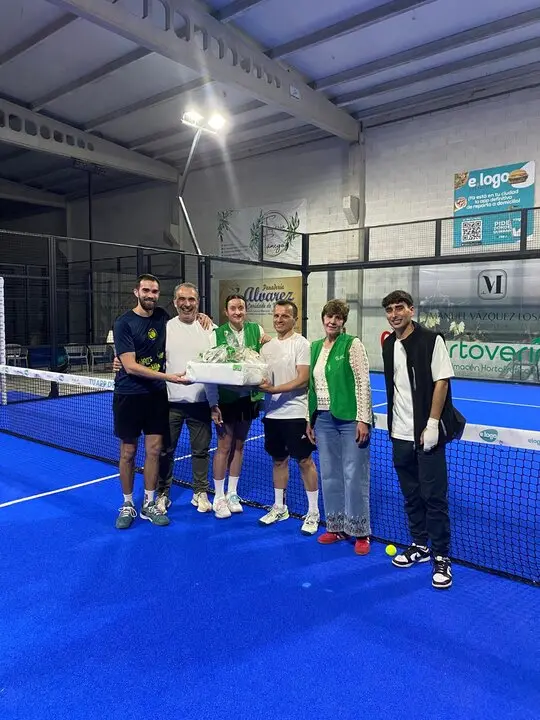 20250518 III Torneo solidario p&aacute;del Ver&iacute;n contra el c&aacute;ncer (11)