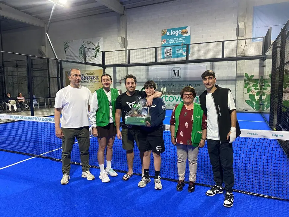 20250518 III Torneo solidario p&aacute;del Ver&iacute;n contra el c&aacute;ncer (18)