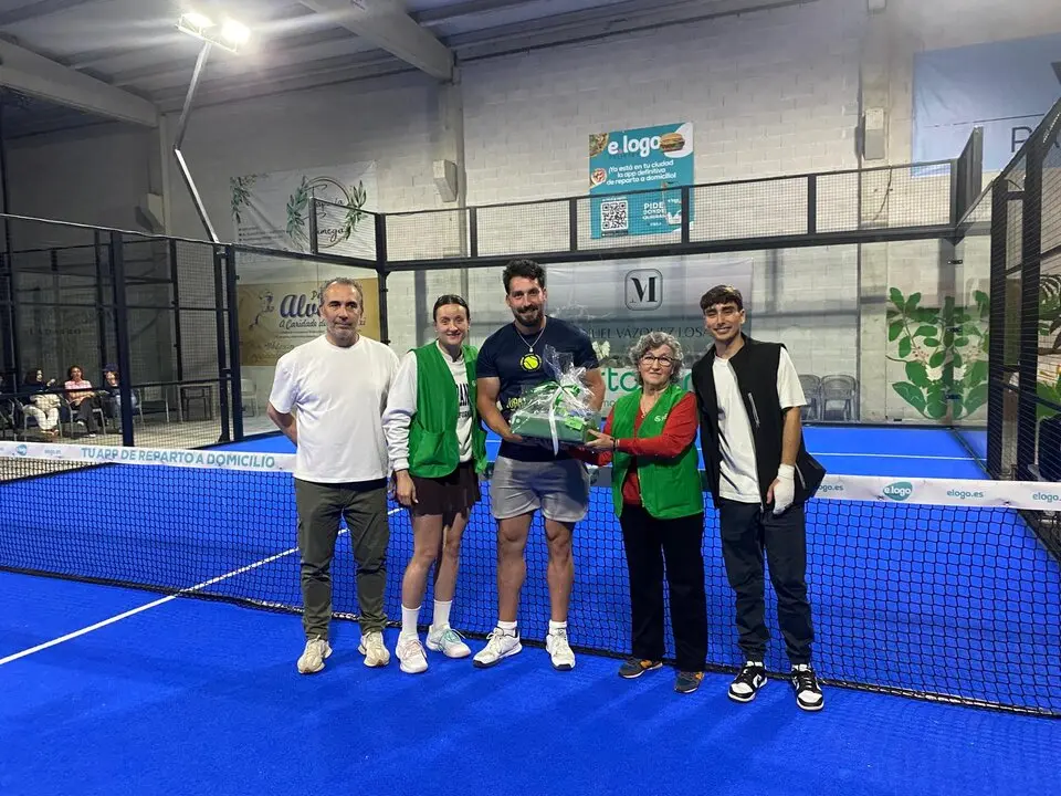 20250518 III Torneo solidario p&aacute;del Ver&iacute;n contra el c&aacute;ncer (20)