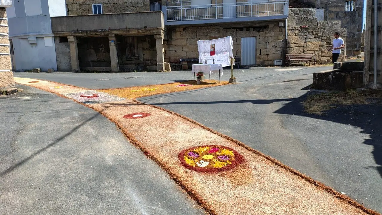 202506 Corpus San Cristovo Monterrei, alfombras florais (12)