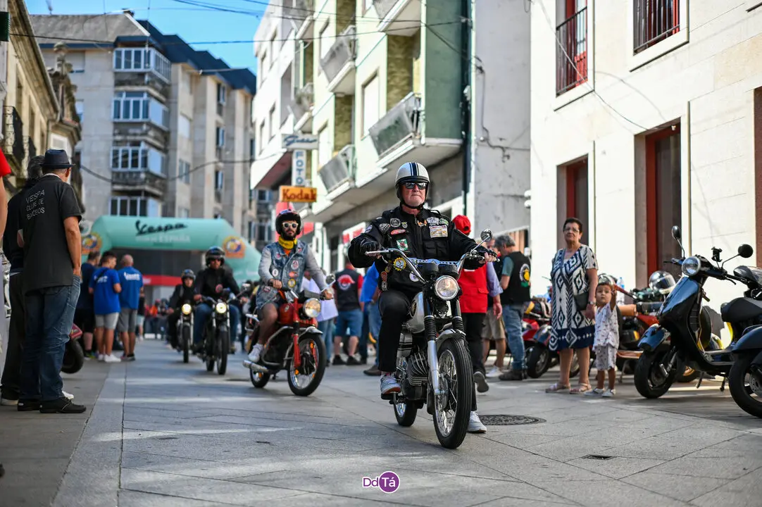 VESPAS E LAMBRETTAS-034