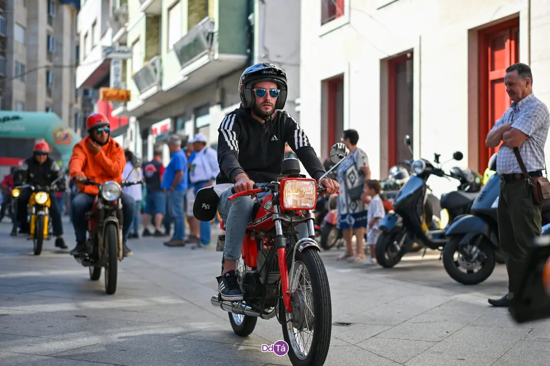 VESPAS E LAMBRETTAS-037