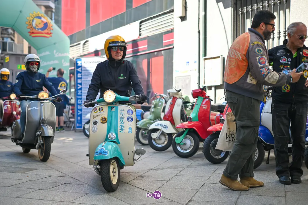 VESPAS E LAMBRETTAS-045