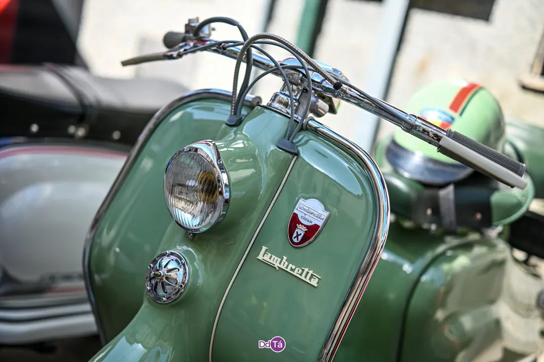VESPAS E LAMBRETTAS-052
