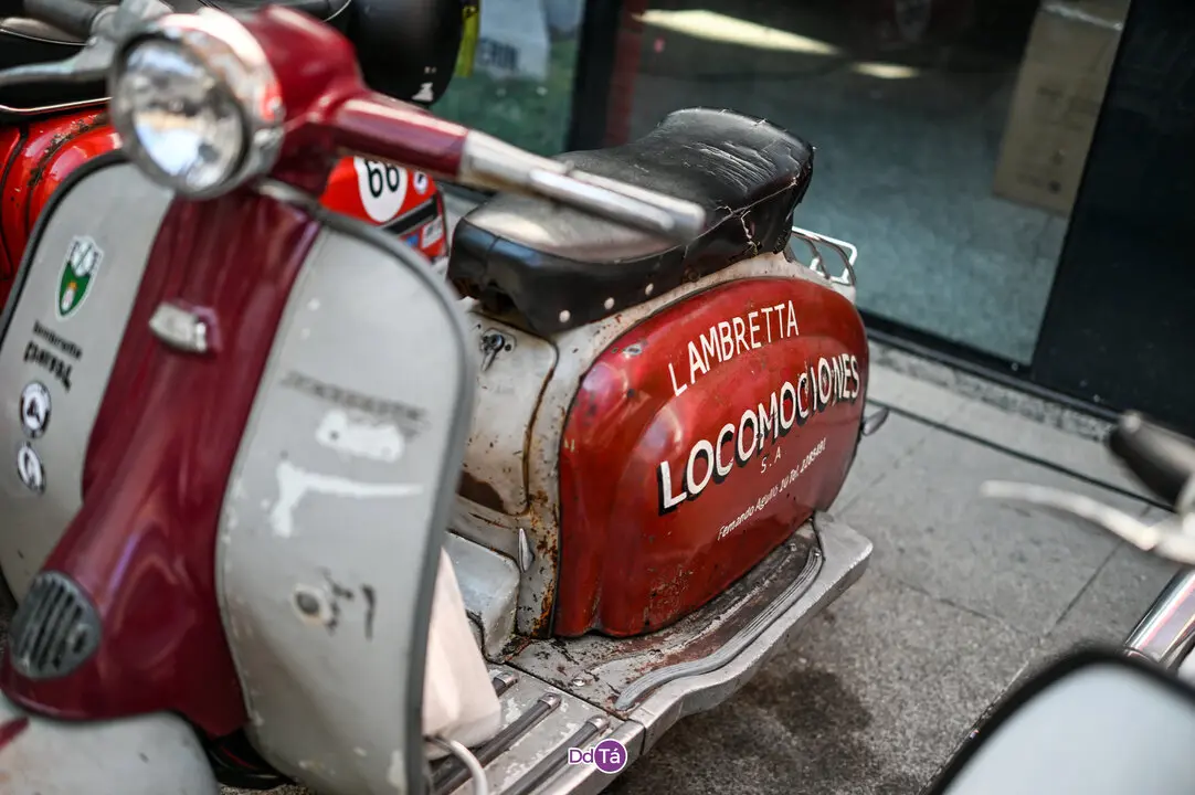 VESPAS E LAMBRETTAS-054