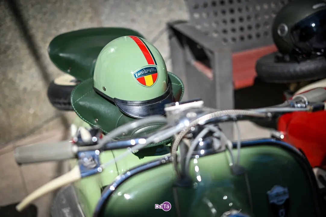 VESPAS E LAMBRETTAS-062