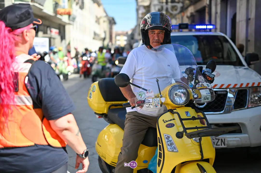 VESPAS E LAMBRETTAS-079