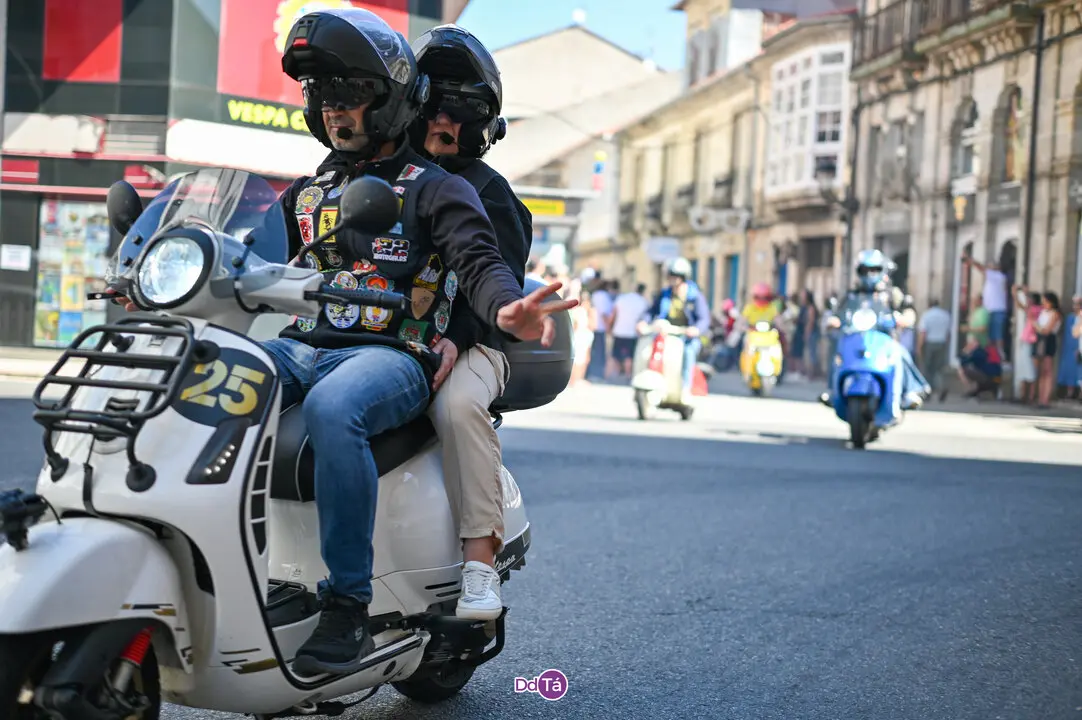 VESPAS E LAMBRETTAS-095